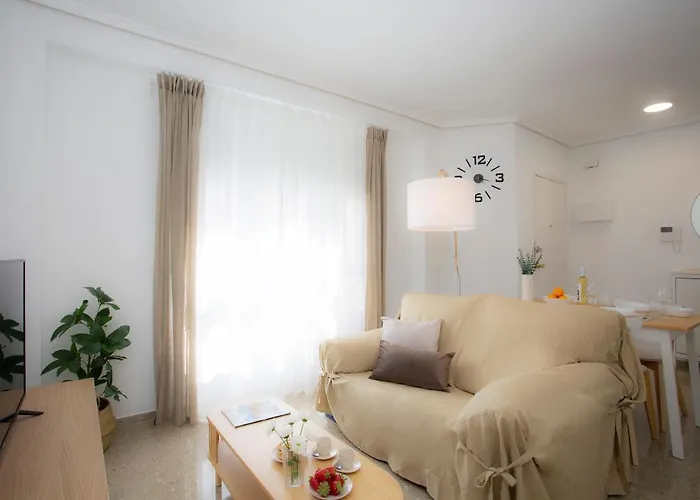 Singularstays Campanar Apartman *