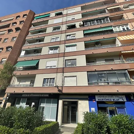 Singularstays Campanar شقة *