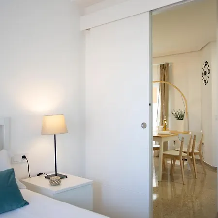 Singularstays Campanar * Walencja